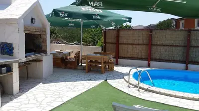 Bazen u objektu Holiday apartment in Razanj with sea view, terrace, air conditioning, WiFi 4773-3 ili u blizini