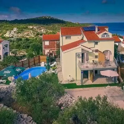 Holiday apartment in Razanj with sea view