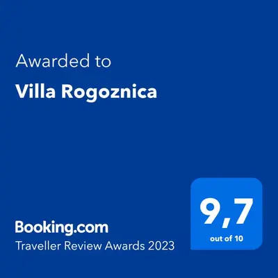 Certifikat, nagrada, logo ili neki drugi dokument izložen u objektu Villa Rogoznica