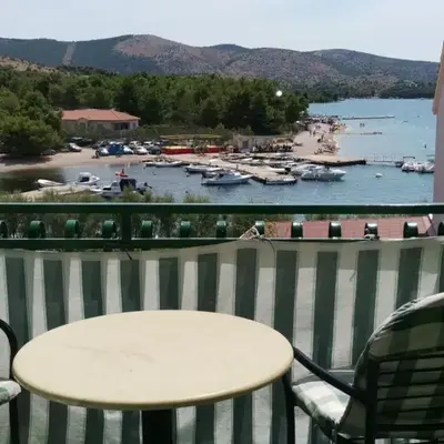 Holiday apartment in Zaboric with sea view
