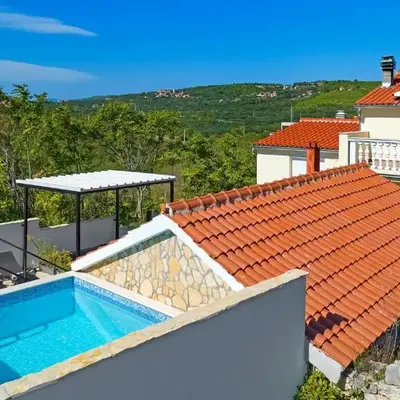 4 Bedroom Stunning Home In Skradin