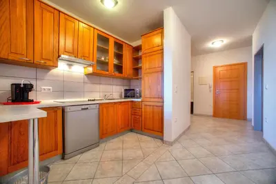 Kuhinja ili čajna kuhinja u objektu Apartments Peran