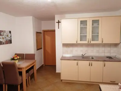 Kuhinja ili čajna kuhinja u objektu Apartments Maca