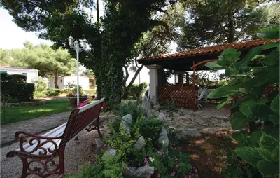 Vrt u objektu Holiday Home Brodarica 2