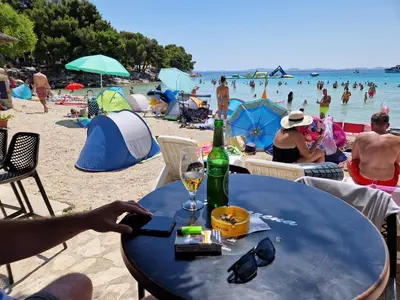Plaža pokraj kampova ili u blizini