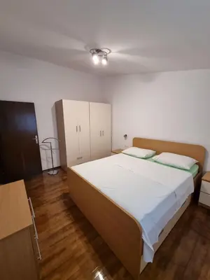 Krevet ili kreveti u jedinici u objektu Apartments Jadran