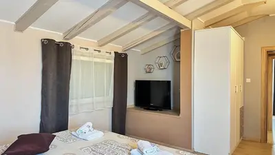 TV i/ili zabavni centar u objektu Apartments Matea