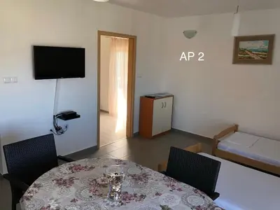 TV i/ili zabavni centar u objektu Apartments Zora