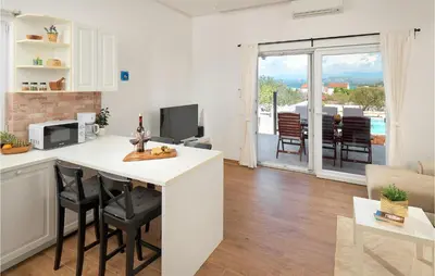 Kuhinja ili čajna kuhinja u objektu Villa Sun Spalato Cikas