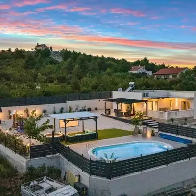 Luxury villa with a swimming pool Sibenik - 21484