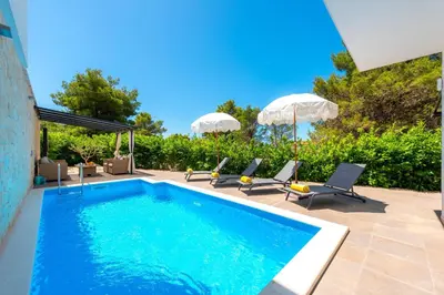 Bazen u objektu Villa Lemon Beach ili u blizini