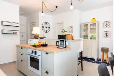 Kuhinja ili čajna kuhinja u objektu Villa Lemon Beach