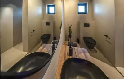 Kupaonica u objektu Nice Home In Dubrava Kod Sibenika