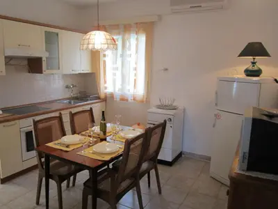 Kuhinja ili čajna kuhinja u objektu Apartment Tisno Residence