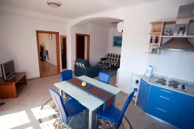 Kuhinja ili čajna kuhinja u objektu Apartments Marinić