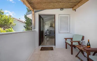 Balkon ili terasa u objektu Pet Friendly Apartment In Rogoznica