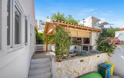 Zgrada u kojoj se nalazi apartman