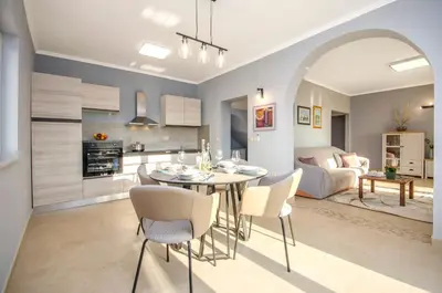 Kuhinja ili čajna kuhinja u objektu Apartments Maris
