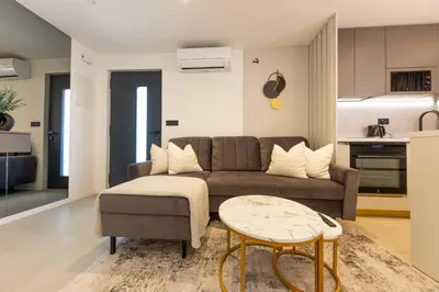 Kuhinja ili čajna kuhinja u objektu Villa Kadena luxury apartments