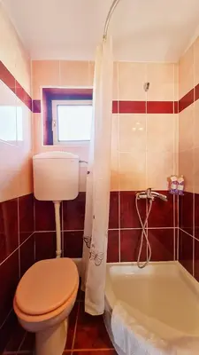 Kupaonica u objektu Apartments Crljen
