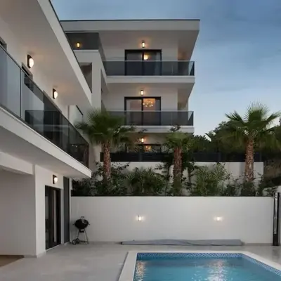 NEW ! Villa Palm Bay 1 & 2 with two heated pool - near sea