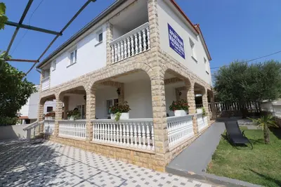 Zgrada u kojoj se nalazi apartman