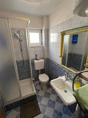 Kupaonica u objektu Apartmani 4 Delfina Rogoznica