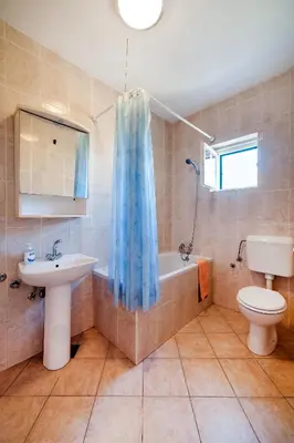 Kupaonica u objektu Apartments Sara