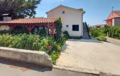 Zgrada u kojoj se nalazi apartman