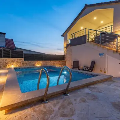 Villa Izvor ZadarVillas