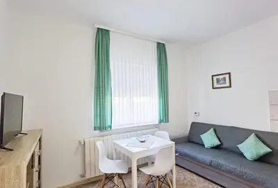 TV i/ili zabavni centar u objektu LiLu Apartments