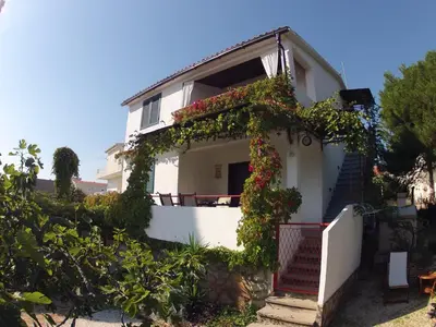 Zgrada u kojoj se nalazi apartman