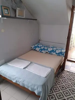 Krevet ili kreveti u jedinici u objektu Apartments with parking space Razanj, Rogoznica - 22376