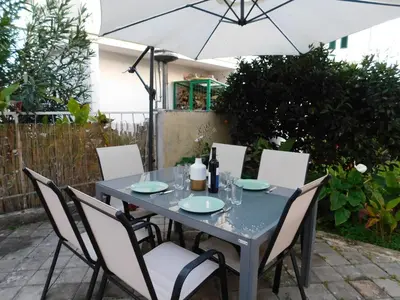 Vrt u objektu Apartments by the sea Rogoznica - 22241