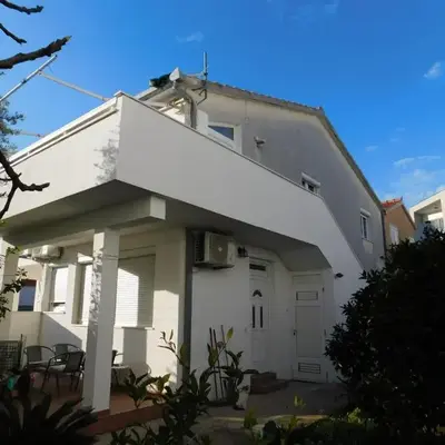 Apartments by the sea Rogoznica - 22241