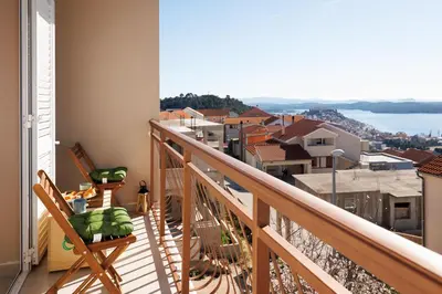 Balkon ili terasa u objektu Summer Breeze apartment - Quiet place with a spectacular view and a garden