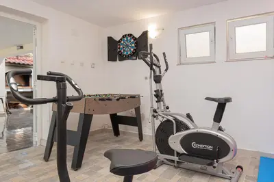 Fitness centar i/ili fitness sadržaji u objektu Holiday Home Family Fun