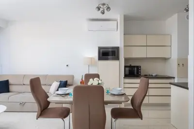 Kuhinja ili čajna kuhinja u objektu Apartment Maya Center Modern 2bd