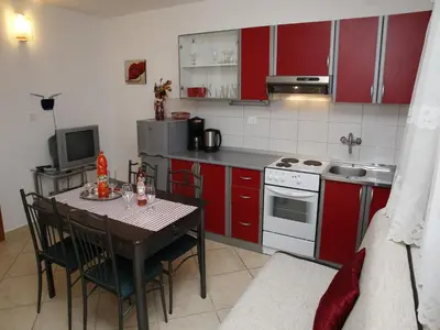 Kuhinja ili čajna kuhinja u objektu Apartments M&R ŠPADINA