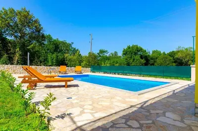 Bazen u objektu Family friendly house with a swimming pool Primorski Dolac, Zagora - 22653 ili u blizini
