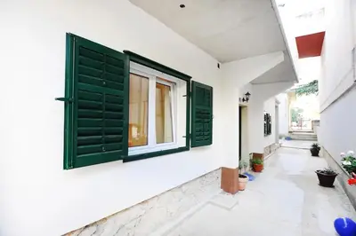 Zgrada u kojoj se nalazi apartman