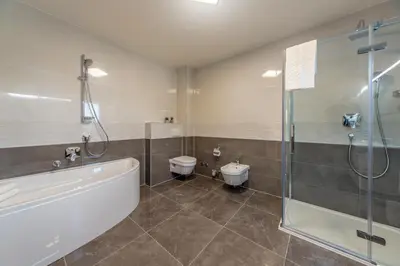 Kupaonica u objektu Villa Shaula