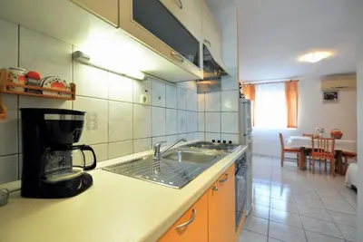 Kuhinja ili čajna kuhinja u objektu Apartments Kostelic