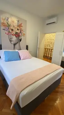 Krevet ili kreveti u jedinici u objektu Beach House Tisno whit Sea View