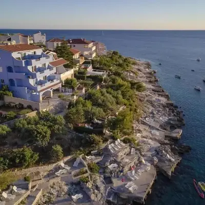 Apartments by the sea Razanj