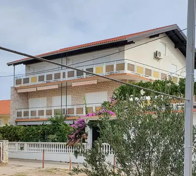 Zgrada u kojoj se nalazi apartman