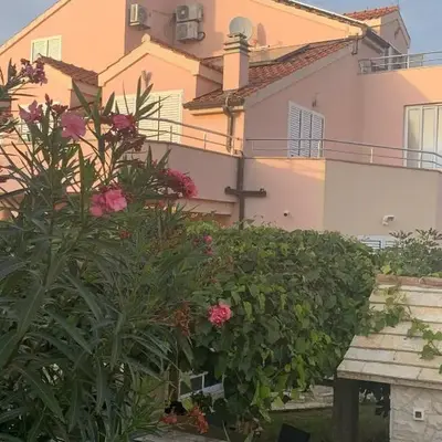 Villa Flipa Apartman Lilly
