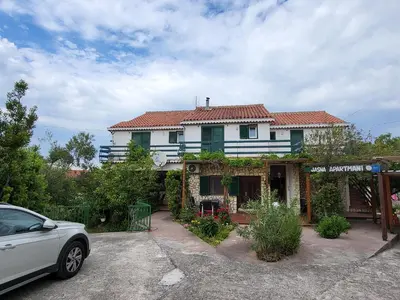 Zgrada u kojoj se nalazi apartman