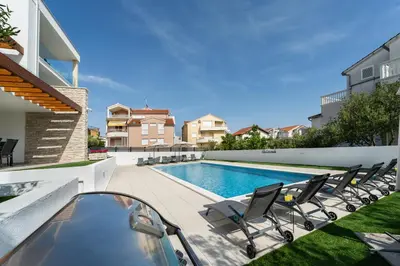 Bazen u objektu Villa Corcovado Deluxe Apartments with Heated Pool ili u blizini
