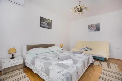 Krevet ili kreveti u jedinici u objektu Apartments with parking space Brodarica, Sibenik - 22625